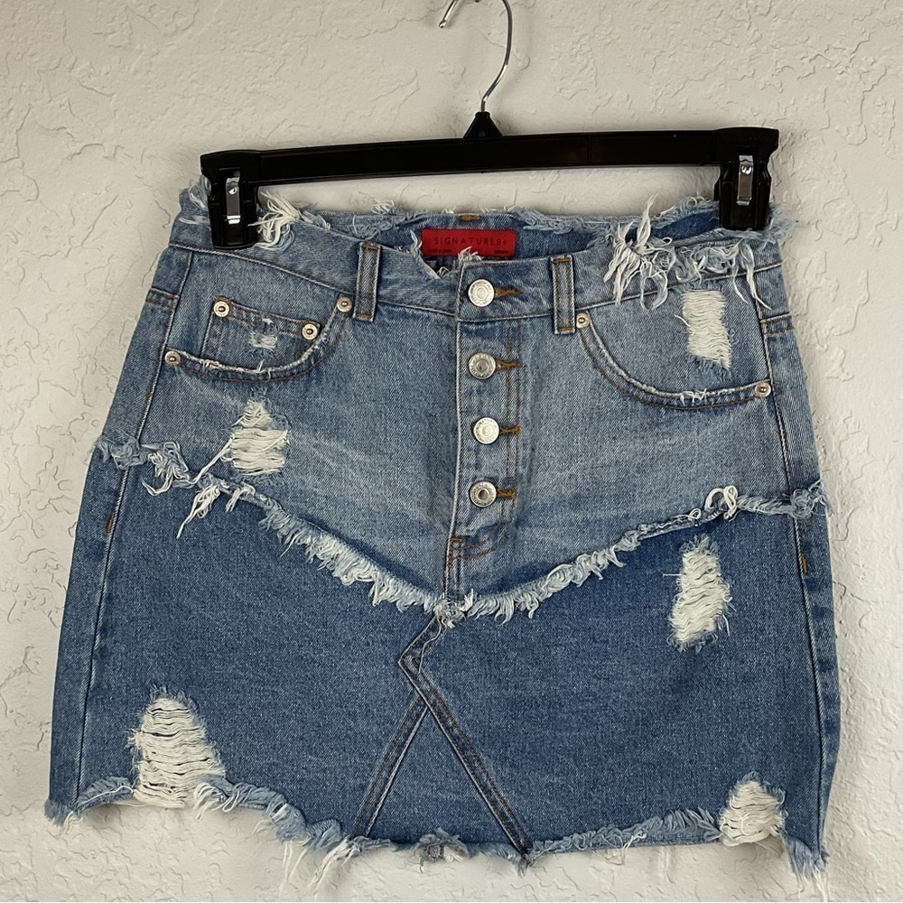 Signature8 Distressed Denim Jean Mini Skirt Button Fly Sz Medium